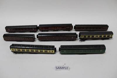 Lot 1860 - Rialway OO gauge selection of Exley tinplate carriages in various stages of construction including 4 complete, plus a selection of part kits (Qty)