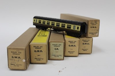 Lot 1854 - Railway OO gauge Exley carriages in original boxes (6)