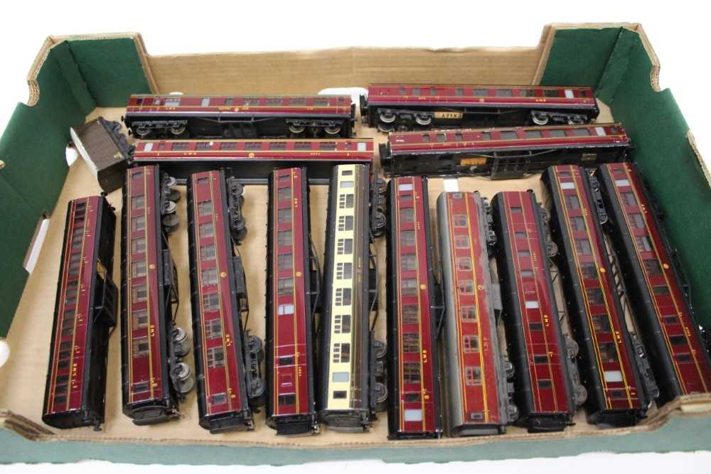 Lot 1855 - Railway OO gauge Exley tinplate carriages, mostly LMS, some incomplete (Qty)