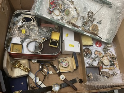 Lot 1074 - Group of vintage costume jewellery, wristwatches and bijouterie to include a Victorian silver bracelet, silver bangle, cultured pearl necklace, vintage brooches