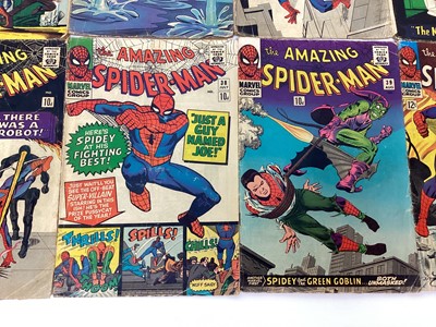 Lot 52 - The Amazing Spider-Man issue 31, 32, 33, 34, 35, 36, 37, 38, 39 and 40. 1965 and 1966 priced 10d and 12 cents. (10)