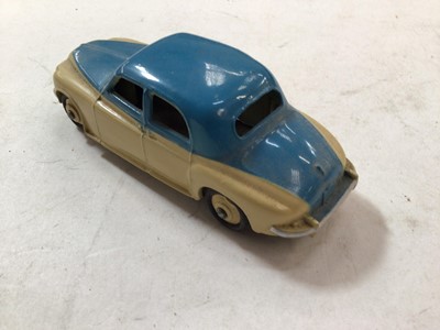 Lot 73 - Dinky Rover 75 Saloon N.156, Ford Zephyr Saloon No.162 and Vauxhall Cresta Saloon No.164, all boxed