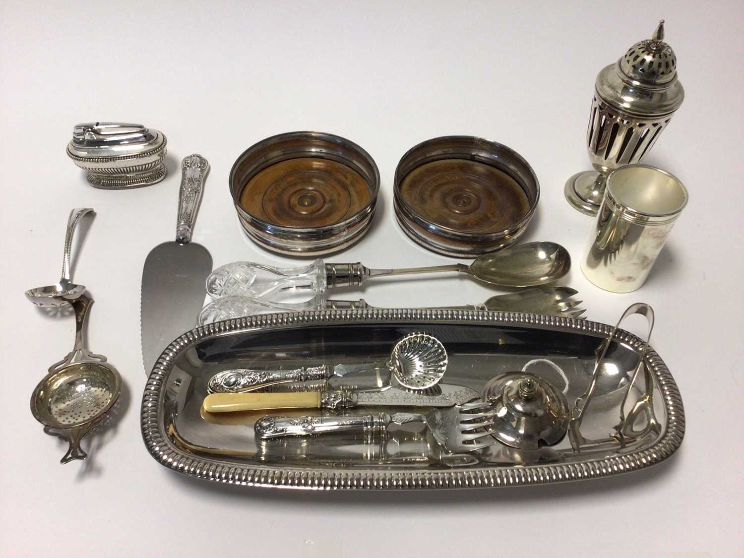 Lot 78 - Lot silver plated wares