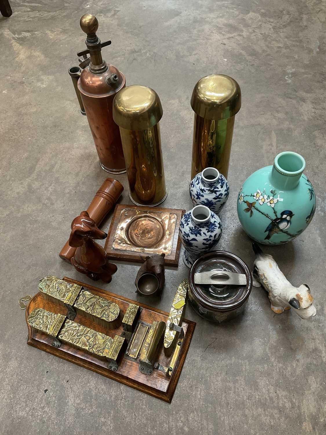 Lot 143 - Ceramics and sundries