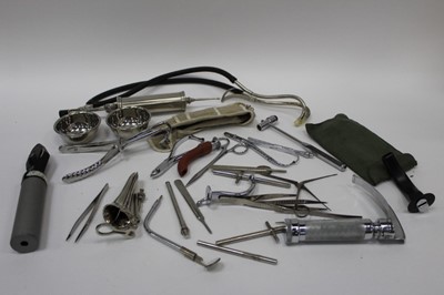 Lot 2565 - One bag of medical equipment