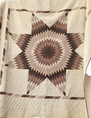 Lot 2083 - Amish quilt, made by the community near Columbus, Ohio, Starburst pattern hand-quilted with machined seams.