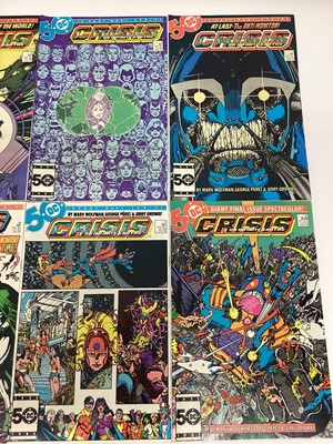 Lot 79 - DC Comics 1985 50th anniversary "Crisis on Infinite Earths" Complete 12 part maxi series