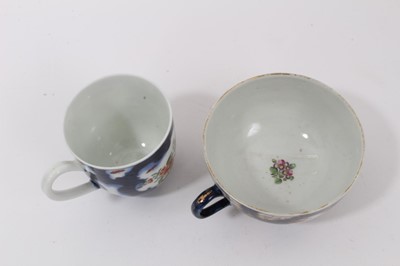 Lot 118 - A Worcester coffee cup, circa 1770, and a Worcester blue scale teacup