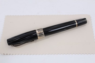 Lot 843 - A Montegrappa pen, in fitted case