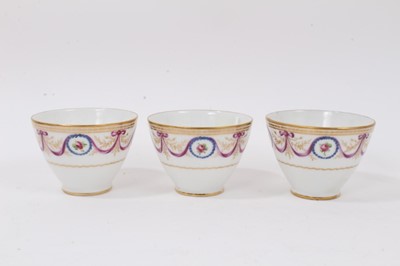 Lot 107 - Three early 19th century Paris porcelain tea bowls