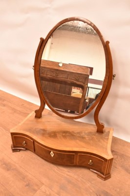Lot 1407 - Regency mahogany toilet mirror with serpentine base