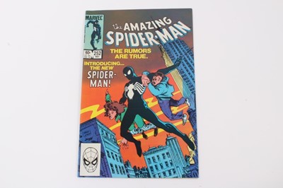 Lot 116 - Marvel comics The Amazing Spider-Man (1984) Issue 252, 1st apperance black costume in series. Priced 60 cents. (1)
