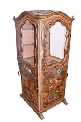 Lot 1417 - Rococo style sedan chair, converted to a drinks cabinet