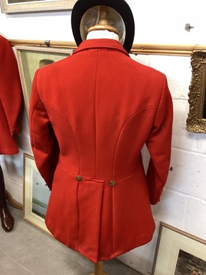 Lot 929 - Gentleman's red hunt coat by Bernard Weatherill Ltd with brass Essex Hunt buttons