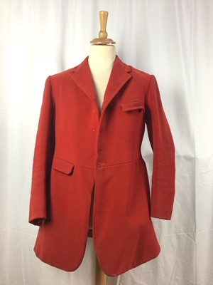 Lot 932 - Gentleman's red hunt coat, lacking buttons, size 42