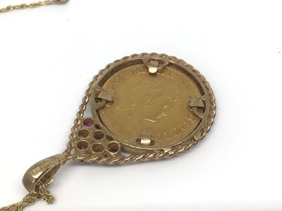 Lot 2 - Netherlands Wilhelmina 10 Guilder gold coin, 1912, in 9ct gold gem set pendant mount on 9ct gold chain