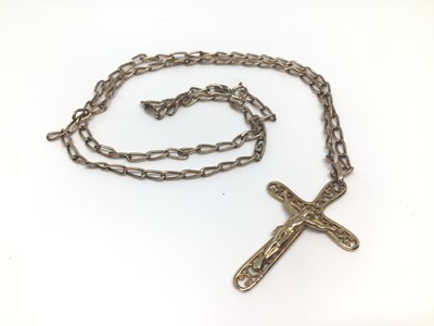 Lot 16 - 9ct gold filigree crucifix pendant on 9ct gold chain