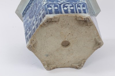 Lot 148 - A 19th century Chinese blue and white porcelain jardinière, of hexagonal form, with floral patterns, 19cm high x 28.5cm at widest point