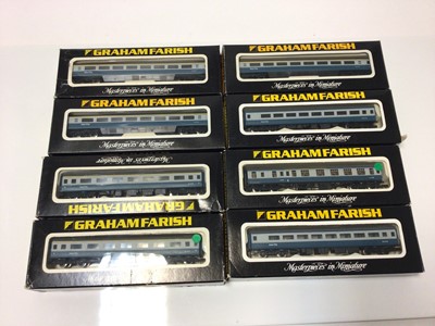Lot 85 - Graham Farish N gauge carriages including BR Intercity No. 0685 (4), No.0765 (3),  No.0725 (3), No. 0725 (2) plus ten others, all boxed (22 total)