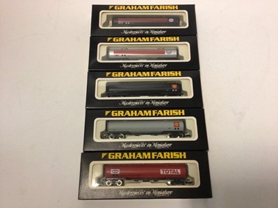 Lot 90 - Graham Farish N gauge 100 Ton Tanker Bogie Wagons including BP (green) No.3708 (8) and nine others, all boxed (17 total)