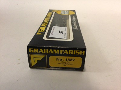 Lot 97 - Graham Farish N gauge BR lined green 4-6-2 Class A3 "Prince Palatine" tender locomotive 60052, boxed No.1827