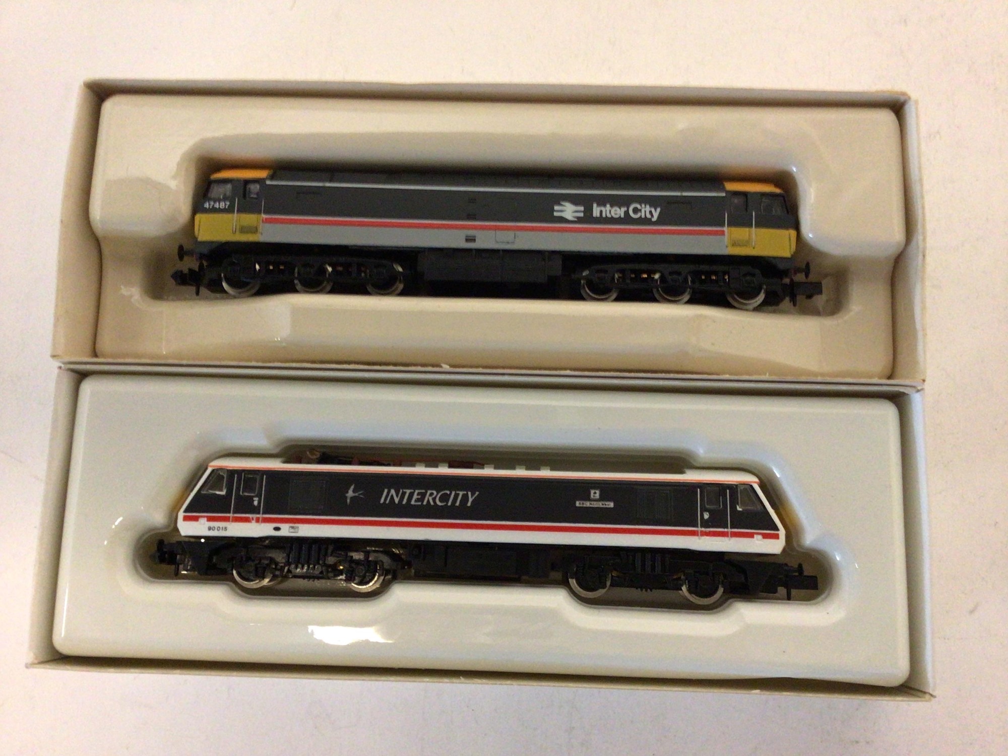 Lot 115 - Graham Farish N gauge Intercity Diesels