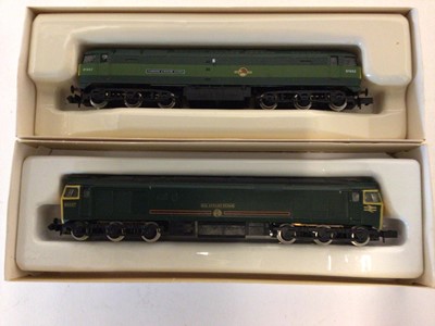 Lot 116 - Graham Farish N gauge BR green diesels including Class 47 "Isambard Kingdon Brunel" D1662, No.8004  and Class 50 "Sir Edward Elgar" 50 007, No. 8406, both boxed (2)