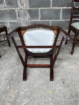 Lot 92 - Pair of Regency mahogany dining chairs with drop-in seats and x formed stretchers