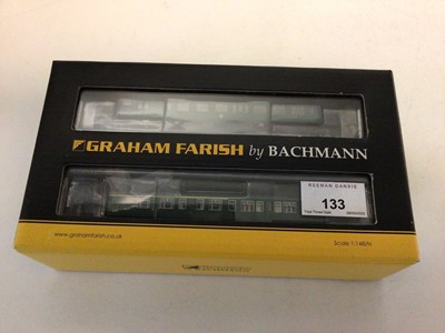 Lot 133 - Graham Farish by Bachmann SR Multiple Unit Green with warning panels 4 CEP Four Car EMU 7126, No.372-676, boxed