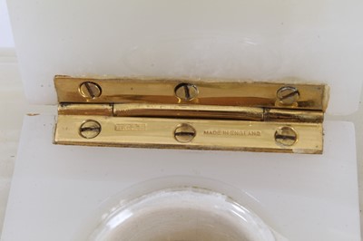 Lot 123 - Early 20th century onyx ink stand