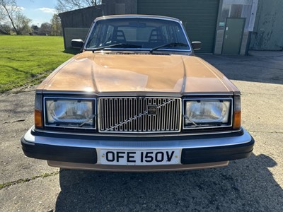 Lot 5 - 1980 Volvo 265 GLE Estate, Registration OFE 150V. This rare 2664 cc V6 engined Volvo Estate has automatic transmission and has covered 72,730 miles approximately. We have been informed that it was...