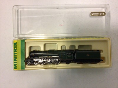 Lot 159 - Minitrix N gauge BR lined green Class A3 "Flying Scotsman" tender locomotive 60103, boxed No.12950 and Hornby Minitrix Class 47 Diesel " The Queen Mother" 47541, boxed N210 (2)
