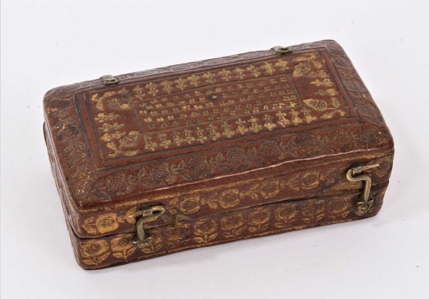 Lot 1055 - Rare small late 17th century leather box