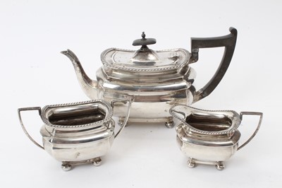 Lot 464 - Early 20th century silver three piece tea set