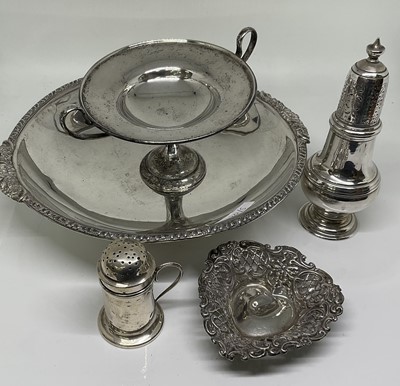 Lot 1119 - Small group of silver