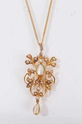 Lot 679 - Edwardian gold and seed pearl pendant on chain