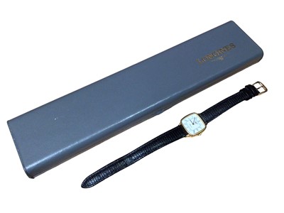 Lot 152 - Longines Presence quartz wristwatch