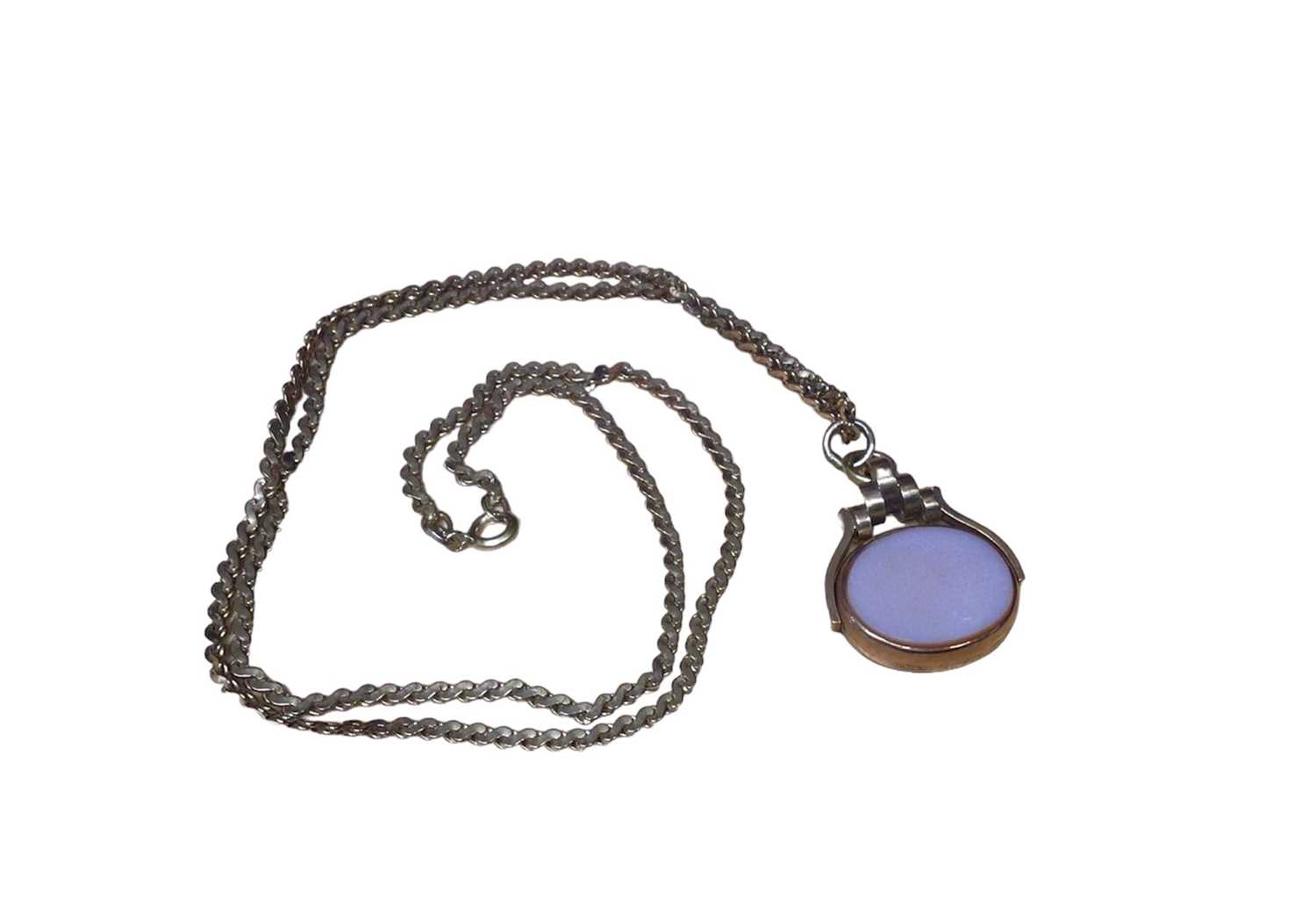 Lot 14 - Early 20th century gold mounted agate revolving fob pendant on a modern 9ct gold chain