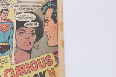Lot 2 - 1970 DC Comics , Superman's Girlfriend Lois Lane #106
