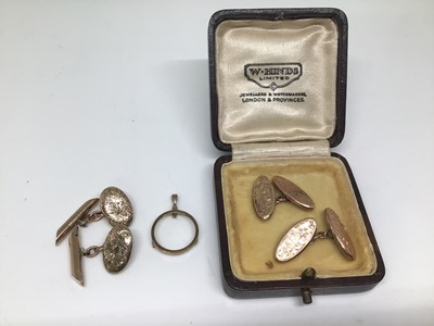 Lot 1143 - Two pairs of 9ct gold cufflinks and 9ct gold pendant mount