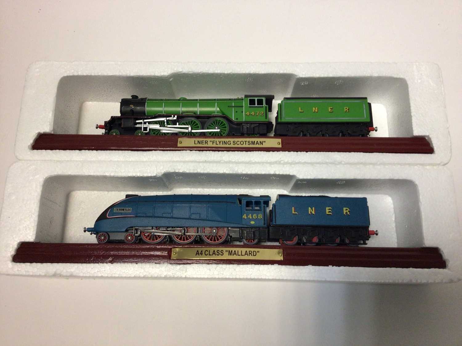 Lot 258 - Atlas Editions Collectable Model Locomotives Scale 1:100 including LNER Flying Scotsman, LNER Mallard, Nord Pacific Chapelon, GWR King Class & LMS Duchess Class, in original packaging (5)