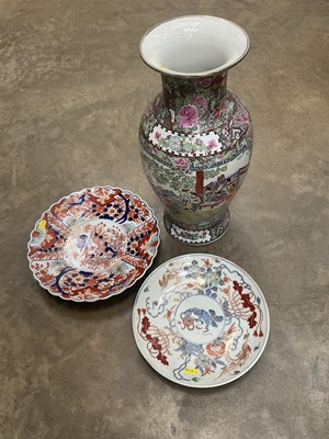 Lot 132 - Chinese famille rose vase, Imari charger and another dish (3)
