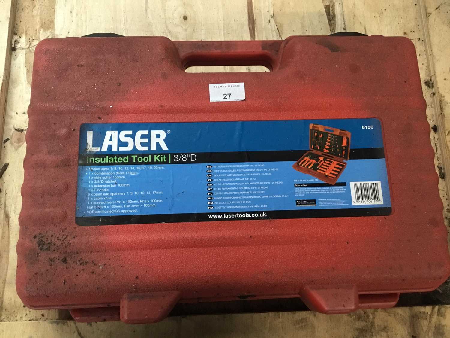 Lot 27 - Laser Insulated Tool Kit for electric cars , cased