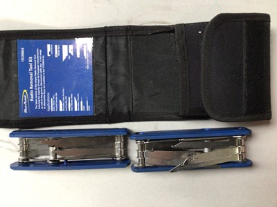 Lot 34 - Blue Point radio removal tool kit in pouch