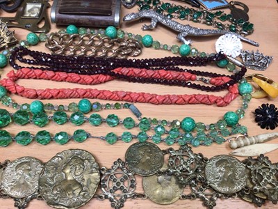 Lot 45 - Group of vintage costume jewellery including beads, Art Nouveau style belt, marcasite lizard brooch, other brooches etc