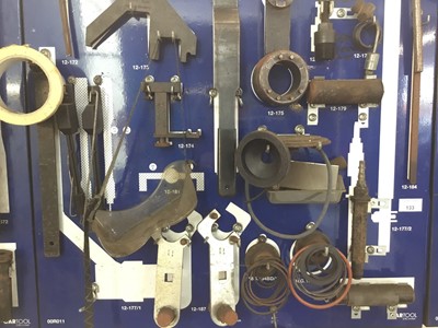 Lot 133 - Lot MG Rover main dealer specialist tools on mounting board