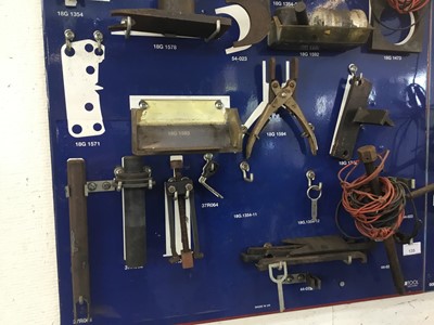 Lot 135 - Lot MG Rover main dealer specialist tools on mounting board