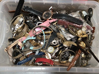 Lot 1035 - Large quantity of wristwatches, some boxed