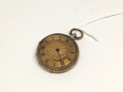 Lot 1122 - Swiss 18ct gold cased fob watch