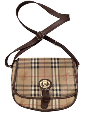 Lot 2134 - Burberrys’ vintage check satchel style crossbody bag.